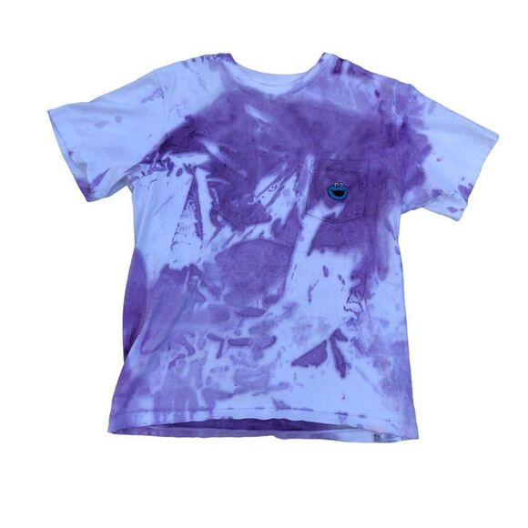 TIE Dyed Kaws X Uniqlo Sesame Street Cookie Monster Shirt Medium - Picture 2 of 8